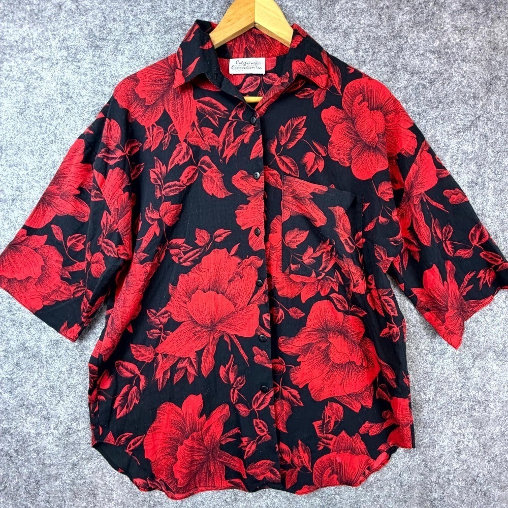 Vintage California Connection Hawaiian Shirt Women Medium Red Black Floral Goth